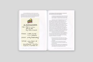Doppelinnenseite – Textseiten mit Fußnoten in der Marginalspalte, Zitaten und Grafik „Der Benotungskuchen“