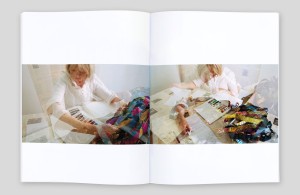 katalog »käthe leichter« von cornelia mittendorfer: kataloginnenseiten mit fotografien