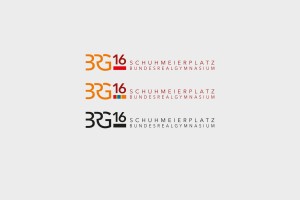 Langform des Logo für das BRG 16 in Orange- und Rottönen, Schriftzug in Versalien gesetzt, die Buchstaben gehen ineinander über, die Zahl 16 ist hochgestellt und wird mit einem dicken Balken unterstrichen