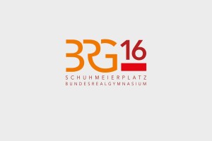 BRG 16 Logo in Orange- und Rottönen, Schriftzug in Versalien gesetzt, die Buchstaben gehen ineinander über, die Zahl 16 ist hochgestellt und mit einem dicken Balken in Rot unterstrichen